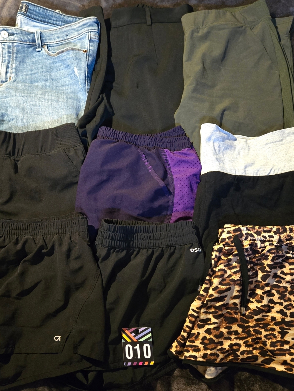 Lot/Bundle of 9 Womens Pants/Shorts (M, L, 12)